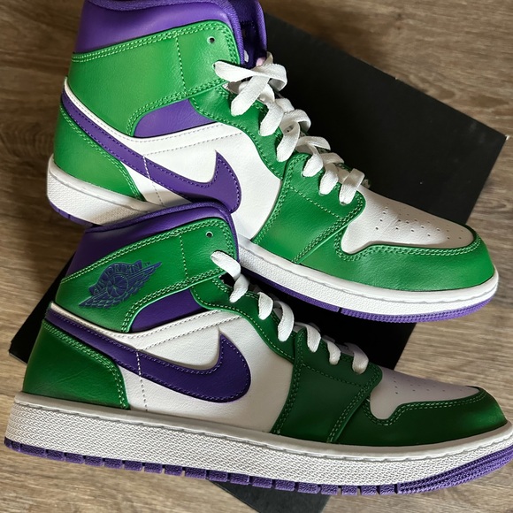 AIR JORDAN 1 MID, size Men’s 9.5, - Picture 4 of 6